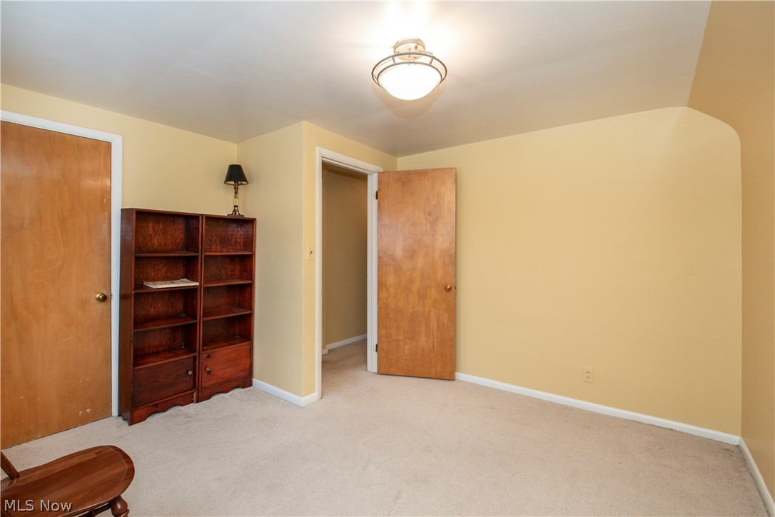 2236 Fenwick Road Cleveland, OH 44118 - Photo 23 of 32 Gallery Image 23