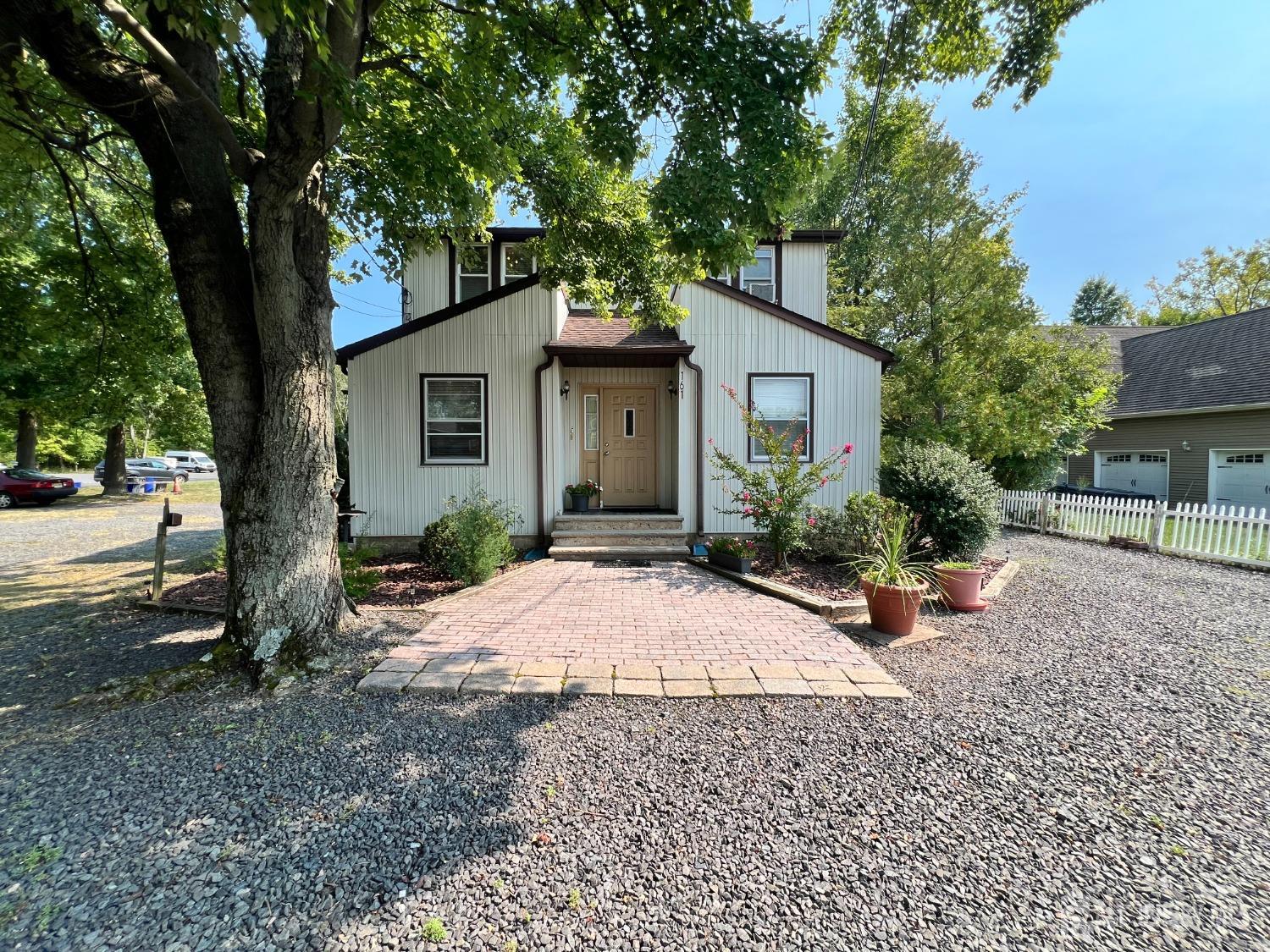 161 Metlars Lane, Piscataway, NJ 08854 Compass