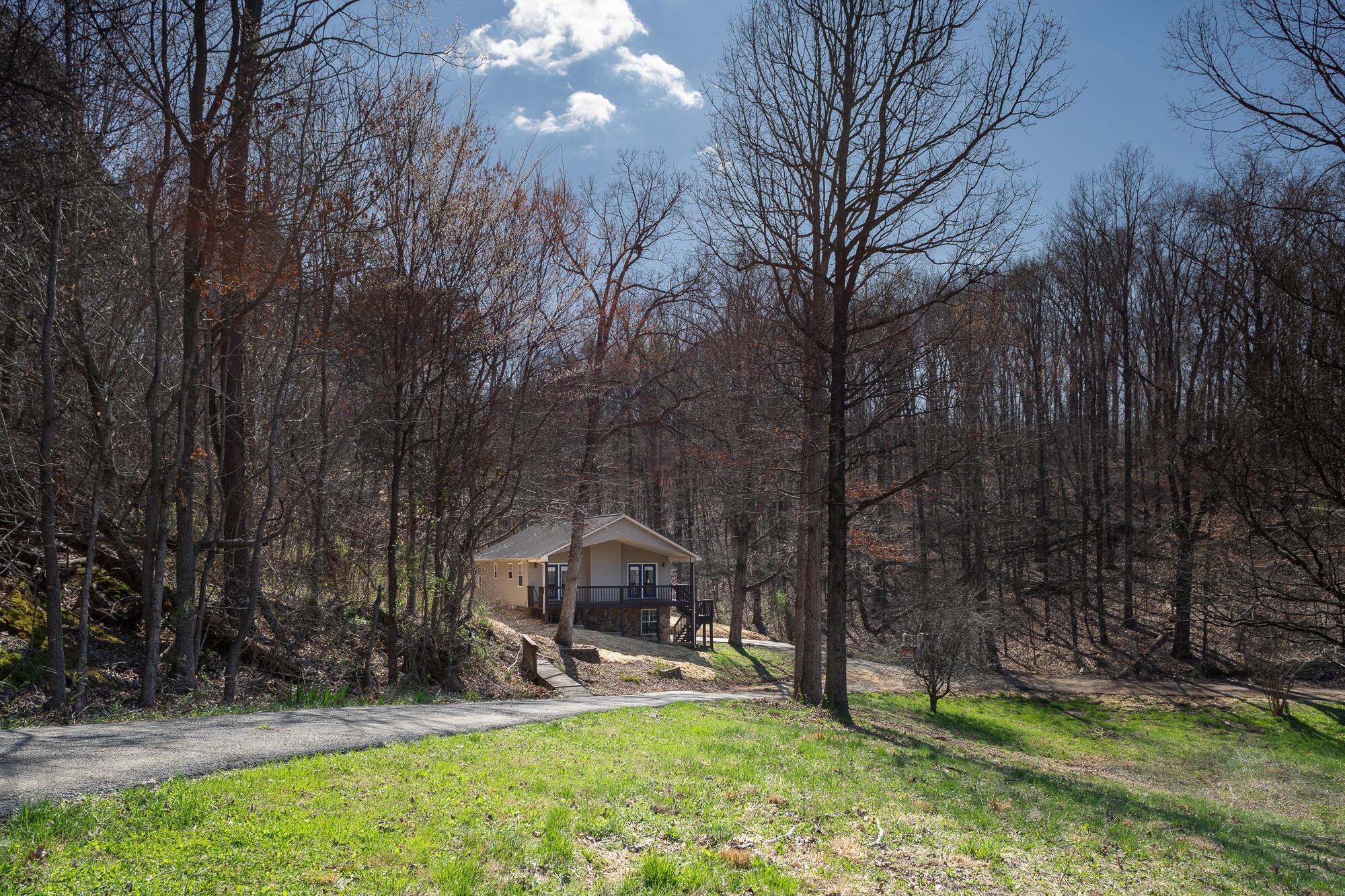 4658 Slygo Road Trenton, GA 30752 - Photo 3 of 33 20230307_4658SlygoRd__HoltWebb_0188-Edit