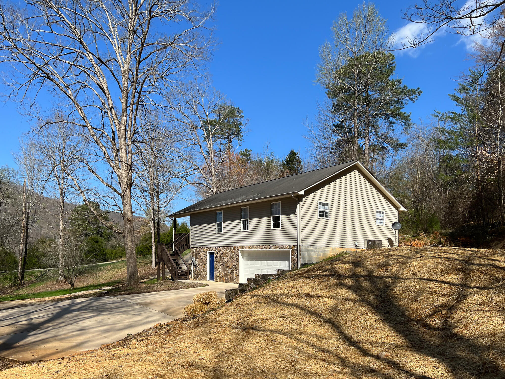 4658 Slygo Road Trenton, GA 30752 - Photo 4 of 33 IMG_4820