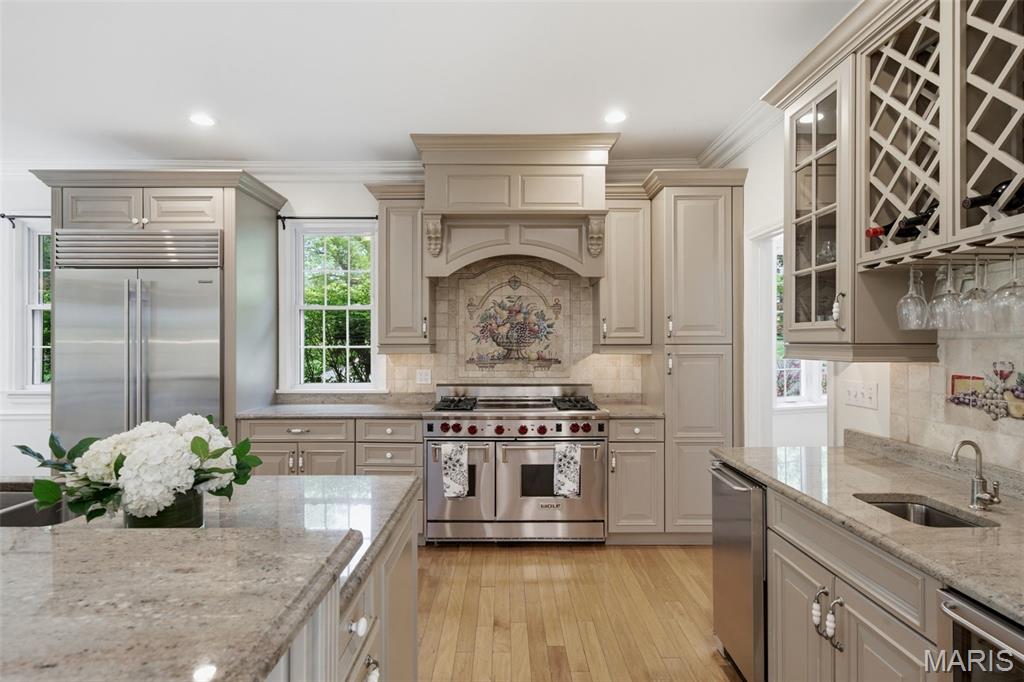 1721 Kenmont Road Ladue, MO 63124 - Photo 15 of 46