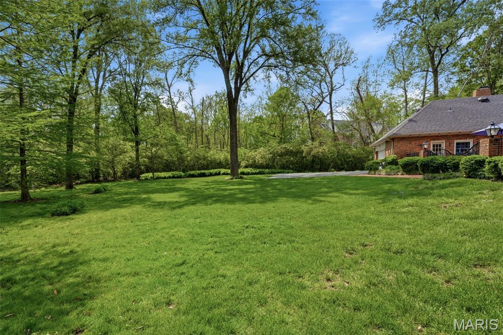 1721 Kenmont Road Ladue, MO 63124 - Photo 40 of 46