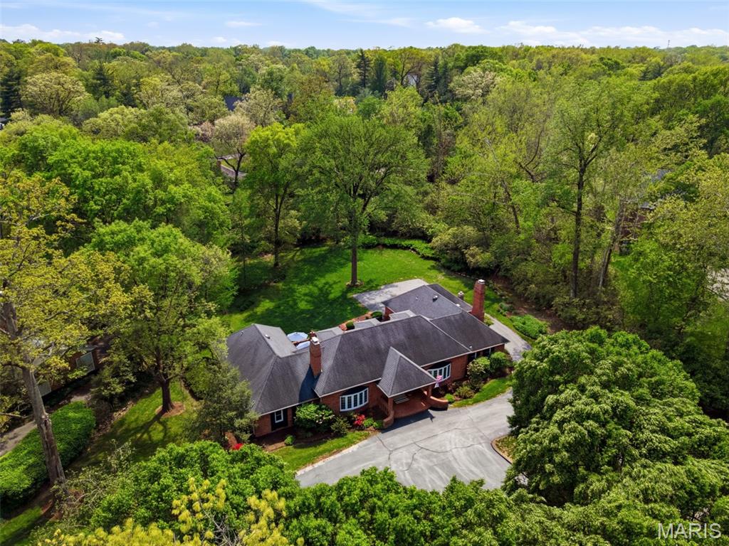 1721 Kenmont Road Ladue, MO 63124 - Photo 44 of 46