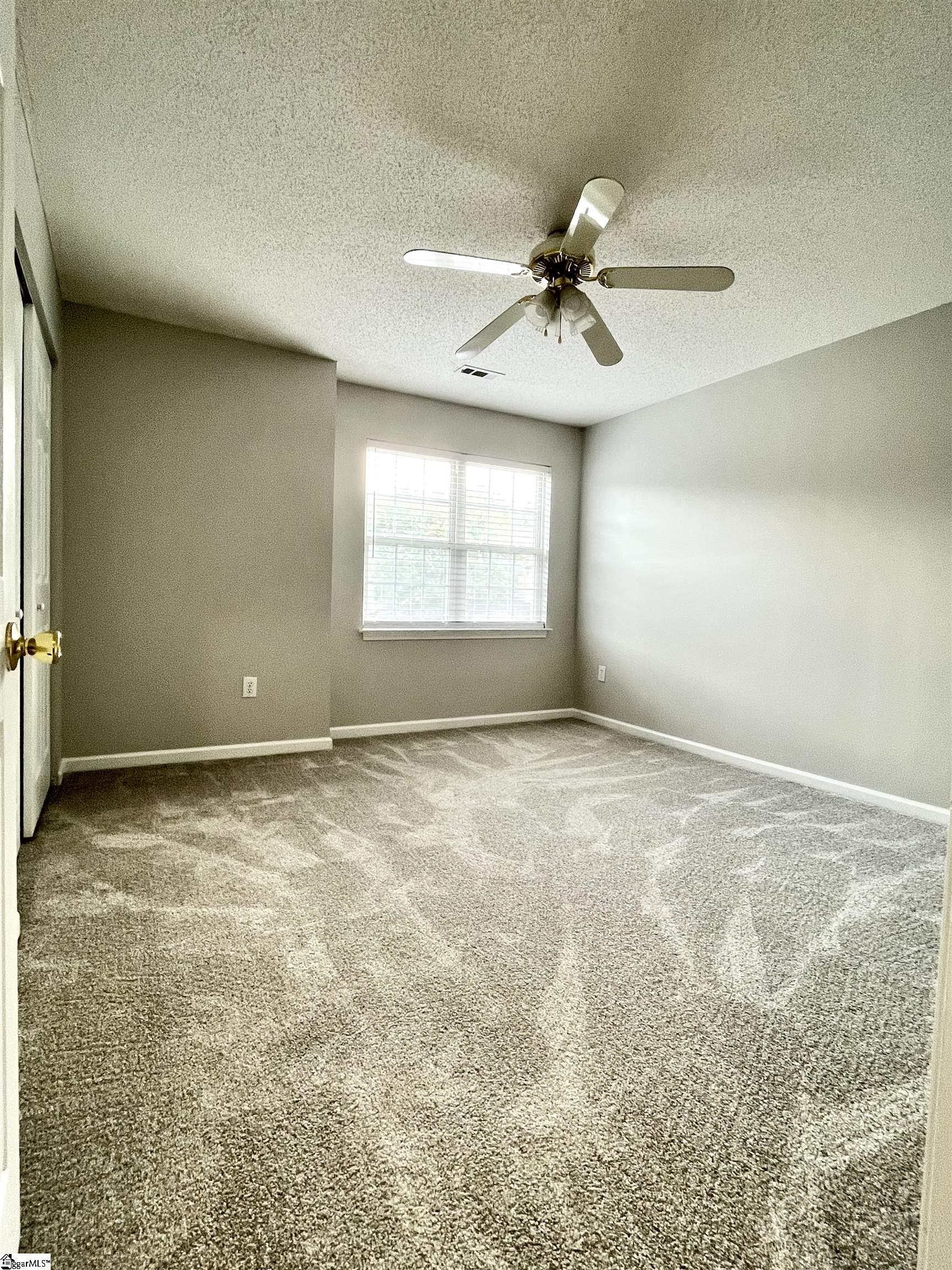 419 East Butler Road, Unit 7 Mauldin, SC 29662 - Photo 13 of 15 2nd bedroom