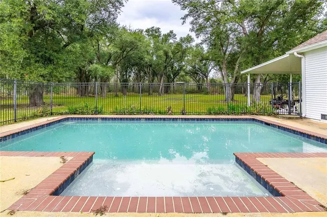 $700,000 | 200-220 Ciravola Lane, Boutte, LA 70039