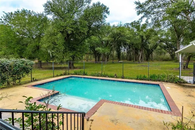 $700,000 | 200-220 Ciravola Lane, Boutte, LA 70039