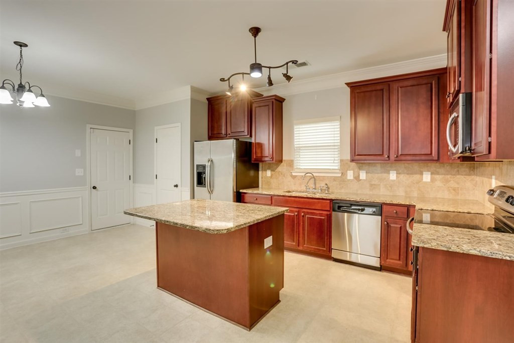 1106 Grove Landing Lane Grovetown, GA 30813 - Photo 13 of 38