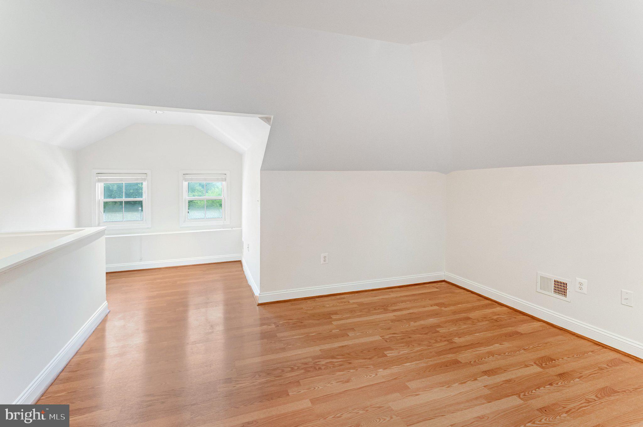 8753 Signal Hill Road, Unit 3 Manassas, VA 20110 - Photo 22 of 29