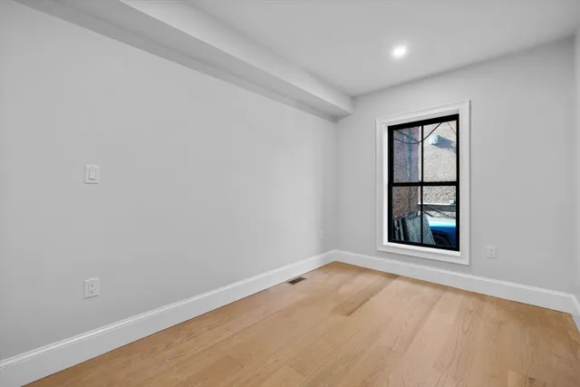 $2,599,000 | 667 Tremont Street, Unit 1, Boston, MA 02118