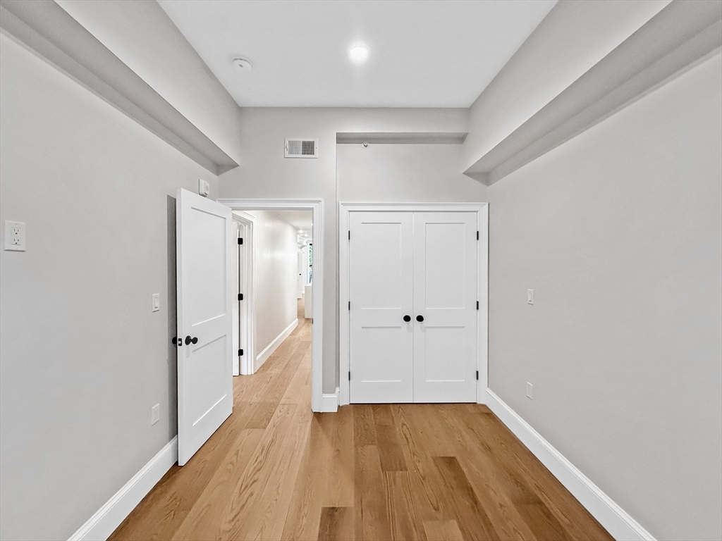 667 Tremont Street, Unit 1 Boston, MA 02118 - Photo 19 of 38