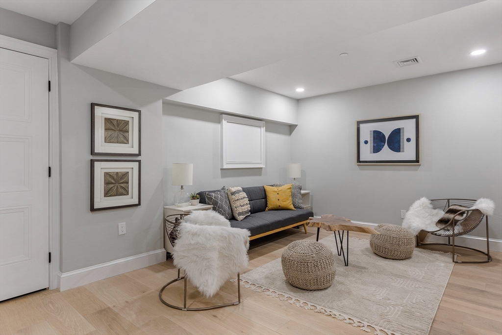 667 Tremont Street, Unit 1 Boston, MA 02118 - Photo 30 of 38