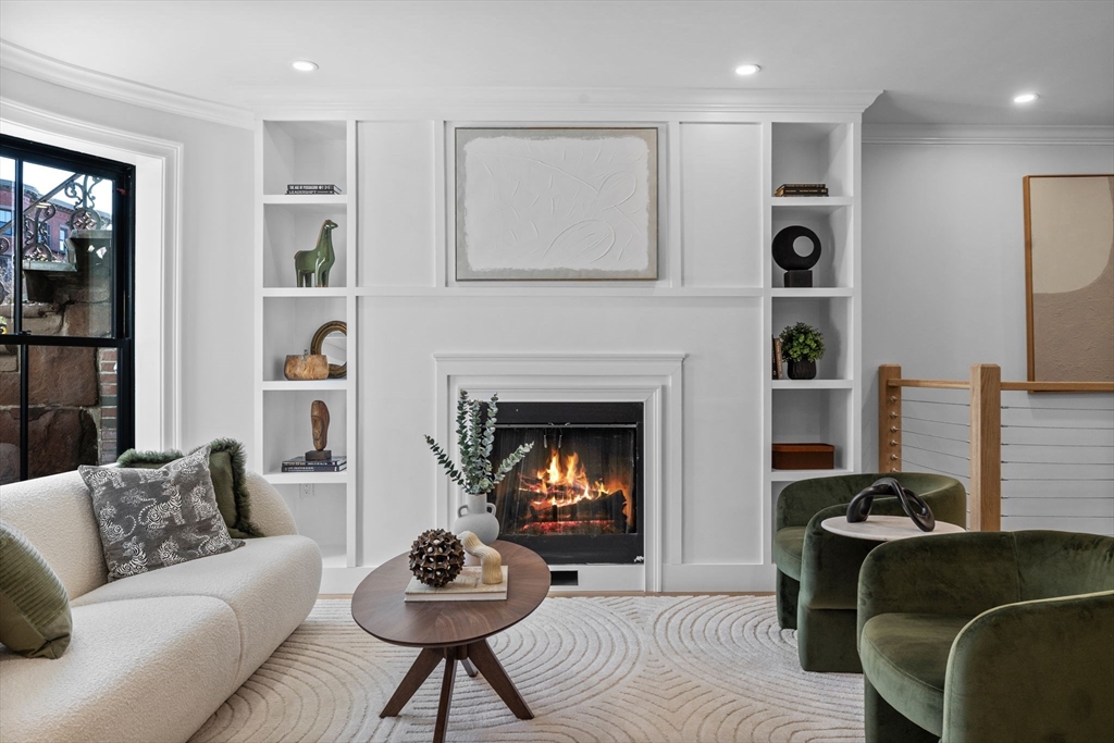 667 Tremont Street, Unit 1 Boston, MA 02118 - Photo 3 of 38