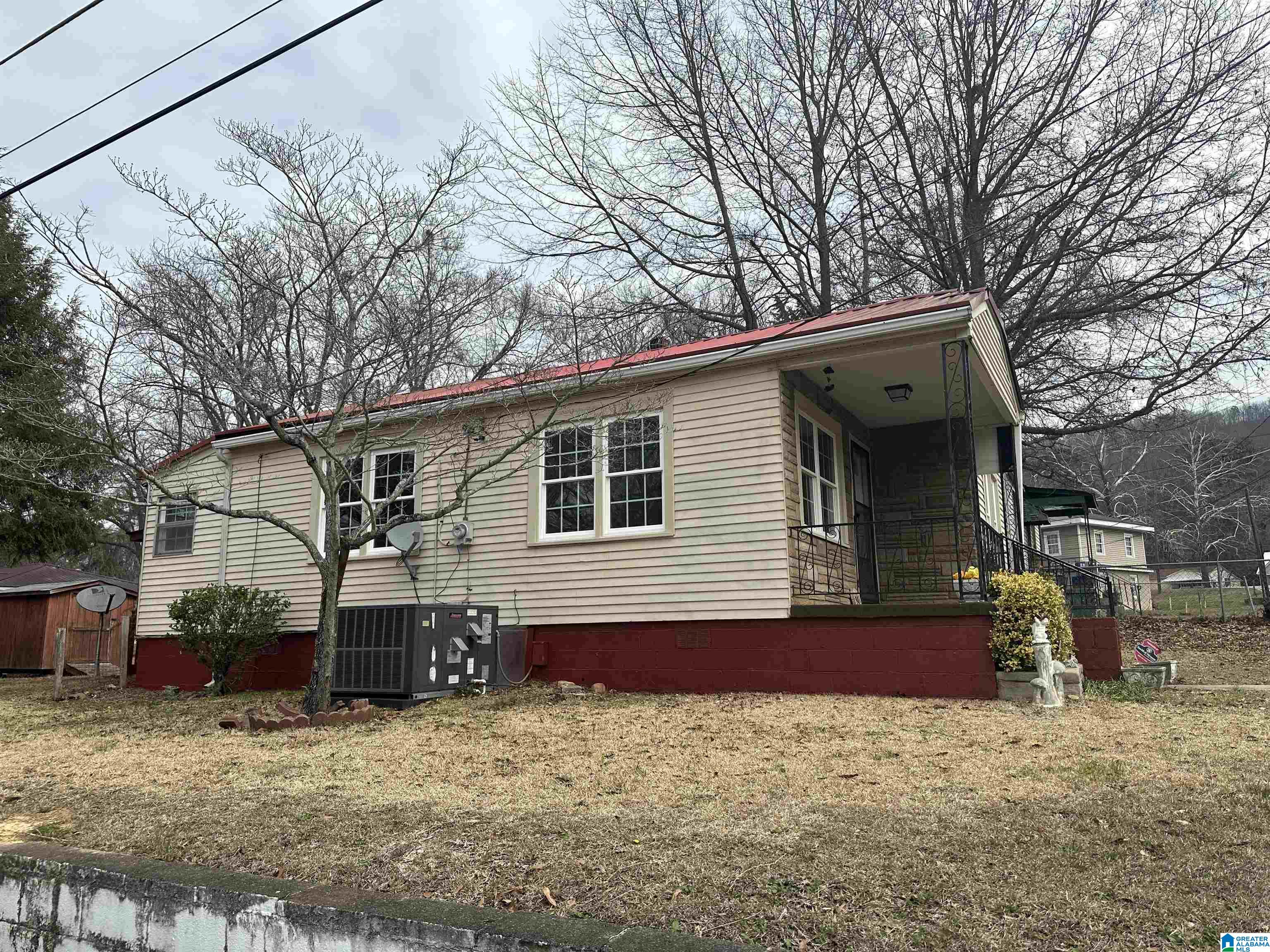 301 East 29th Street Anniston, AL 36201 - Photo 2 of 25