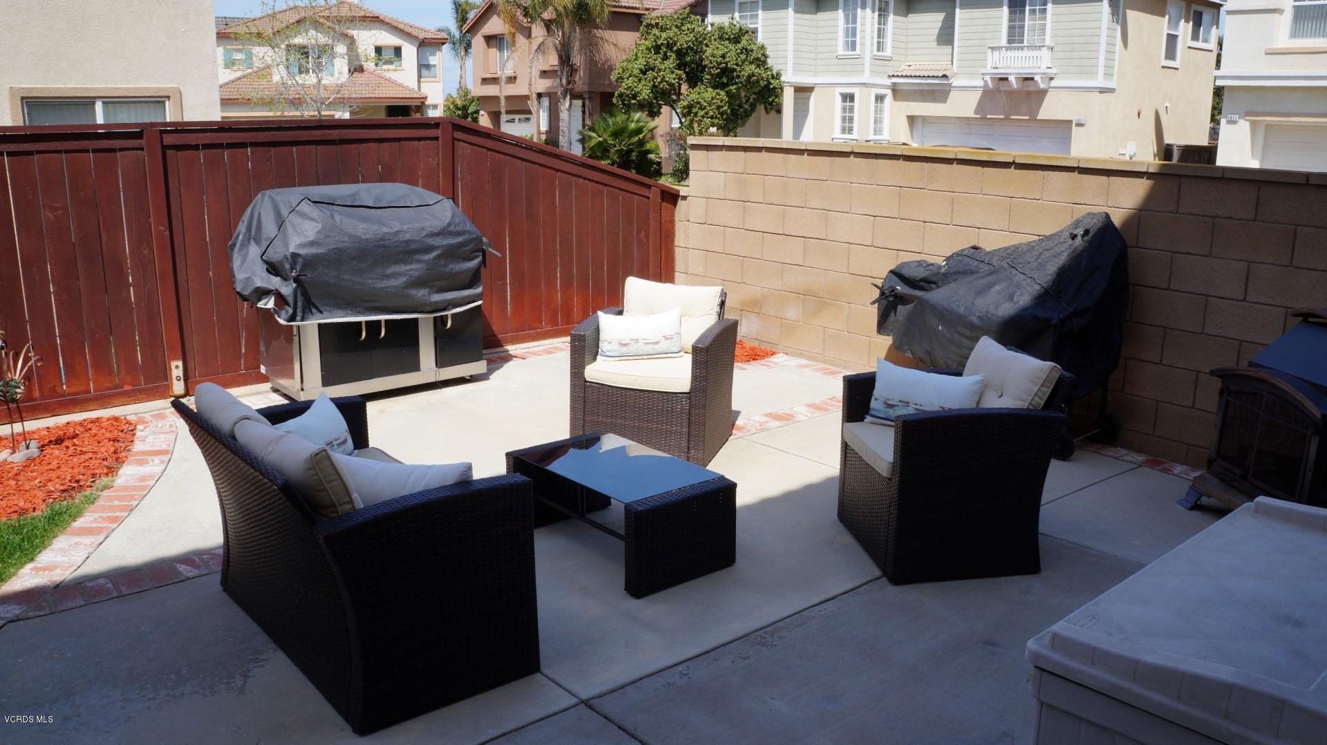 713 Pivot Point Way Oxnard, CA 93035 - Photo 26 of 33 713 Pivot Point Way, Oxnard, CA 93035 -