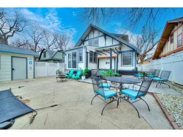 a view of outdoor space yard and patio