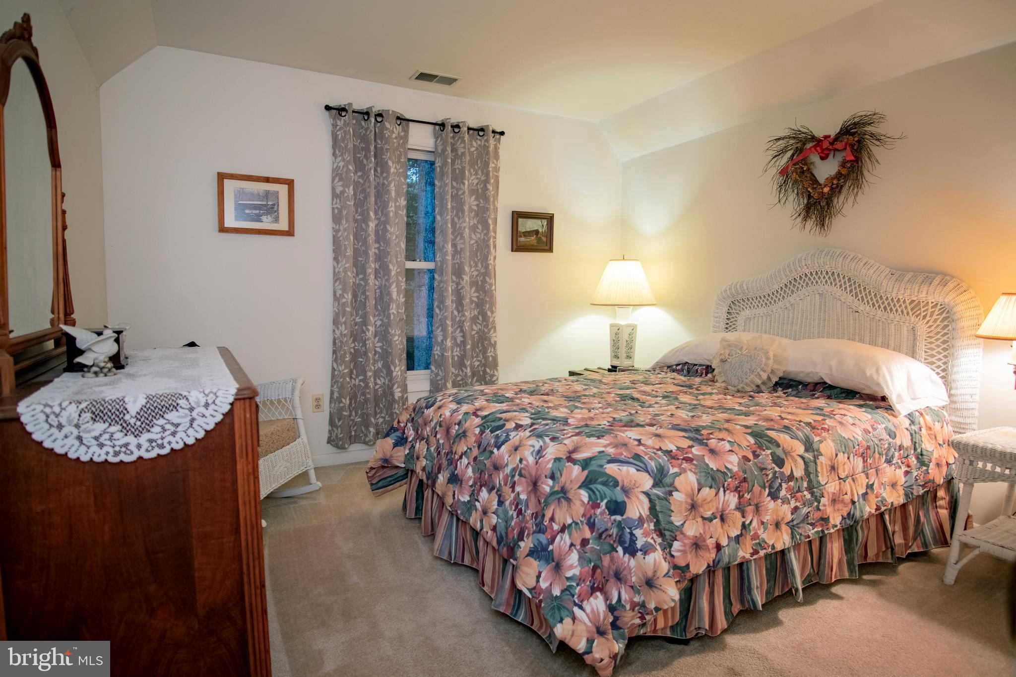 9212 Dogwood Road Baltimore, MD 21244 - Photo 11 of 18