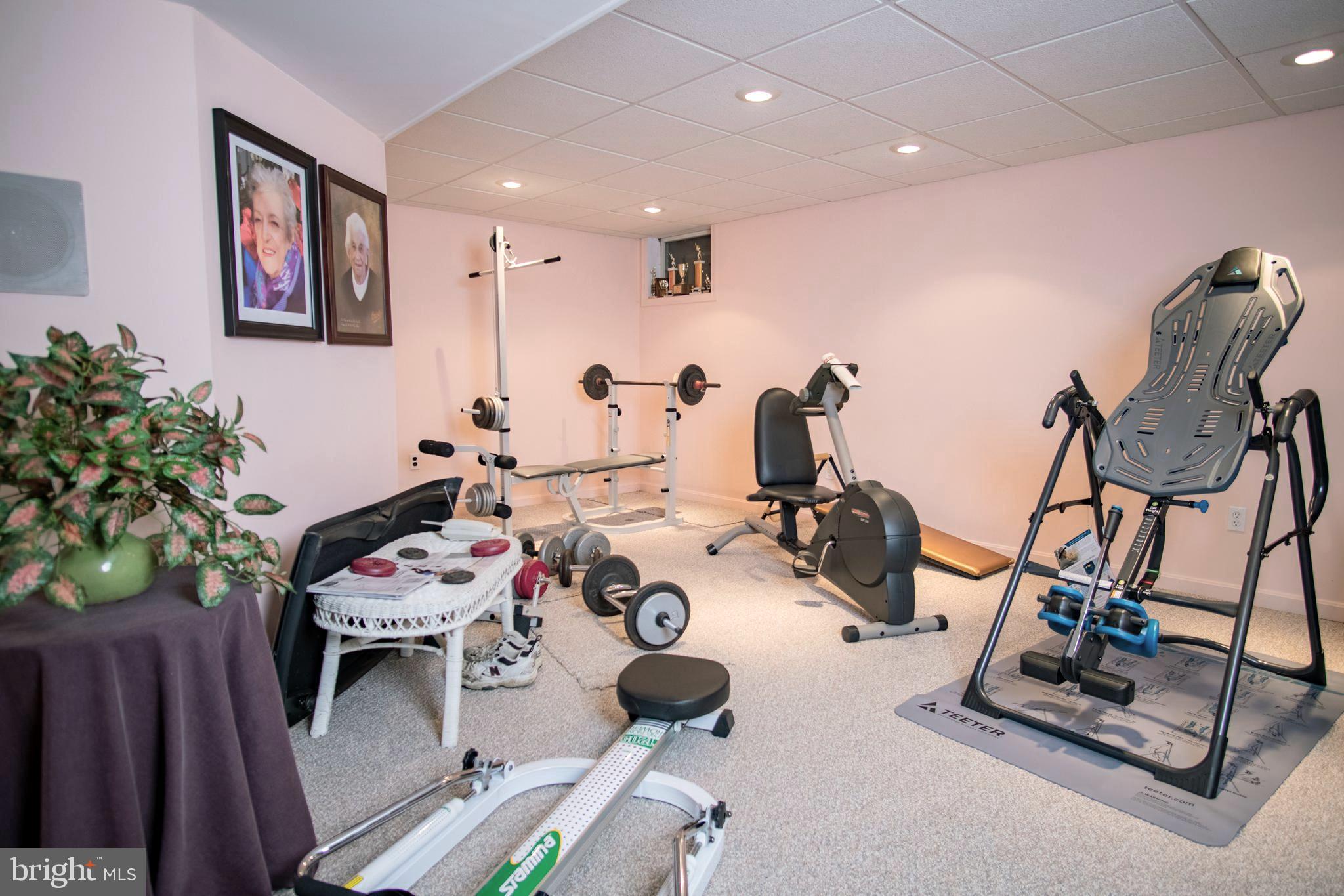 9212 Dogwood Road Baltimore, MD 21244 - Photo 16 of 18
