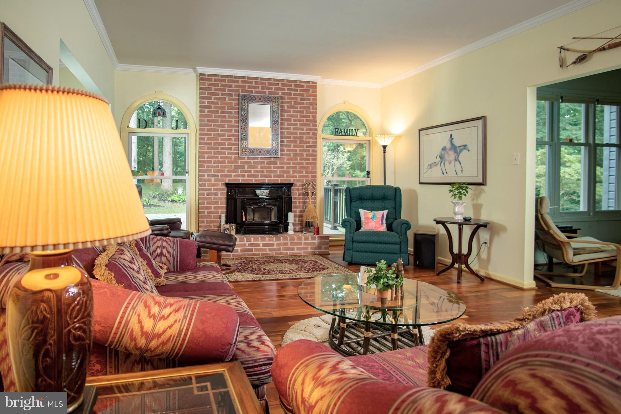 9212 Dogwood Road Baltimore, MD 21244 - Photo 6 of 18