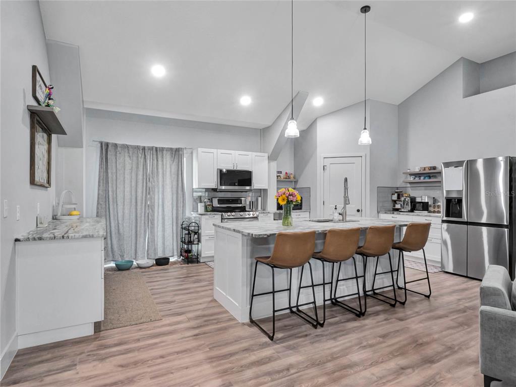 296 Lake Geneva Road Geneva, FL 32732 - Photo 9 of 40 Gallery Image 9