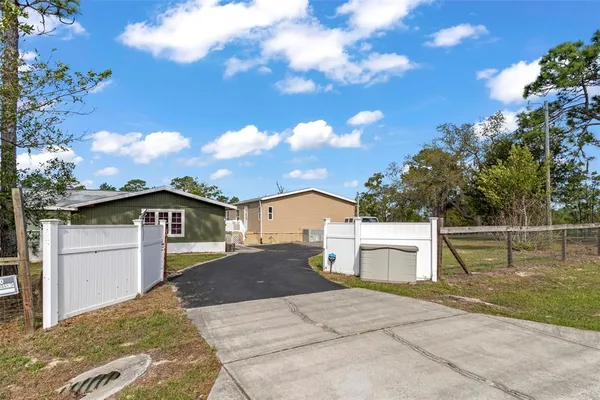 $335,000 | 5174 South Oldfield Avenue, Homosassa, FL 34446
