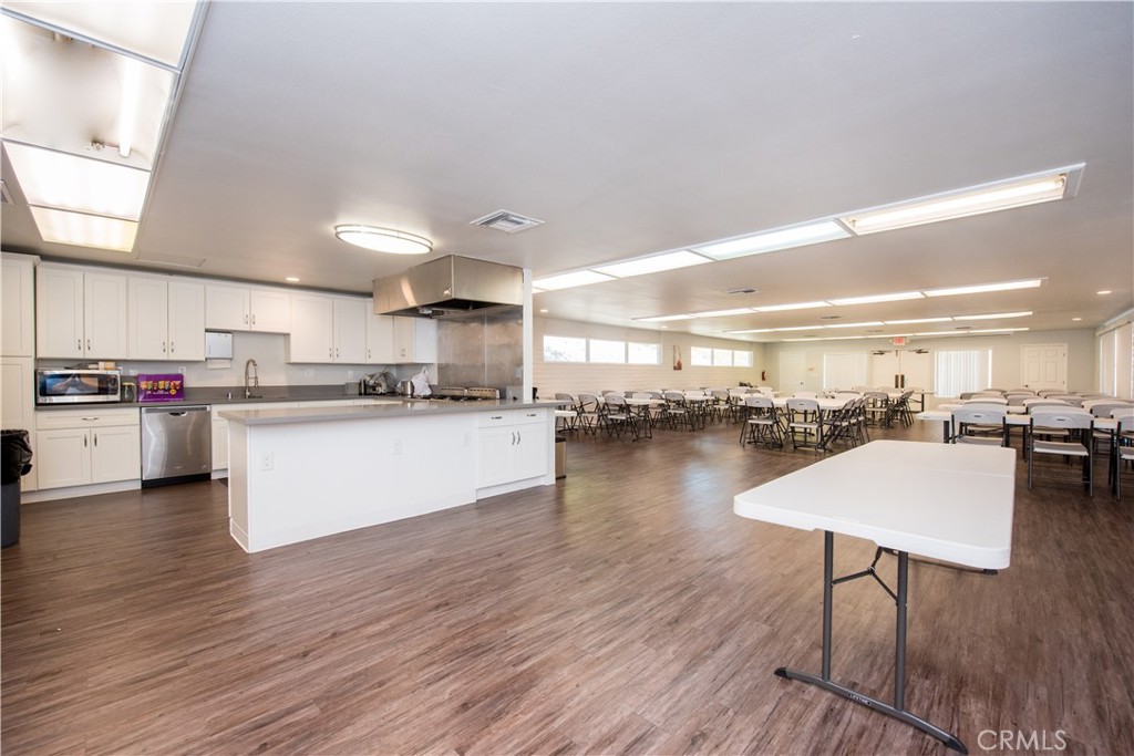 3500 Buchanan Street, Unit 162 Riverside, CA 92503 - Photo 37 of 54 Club House