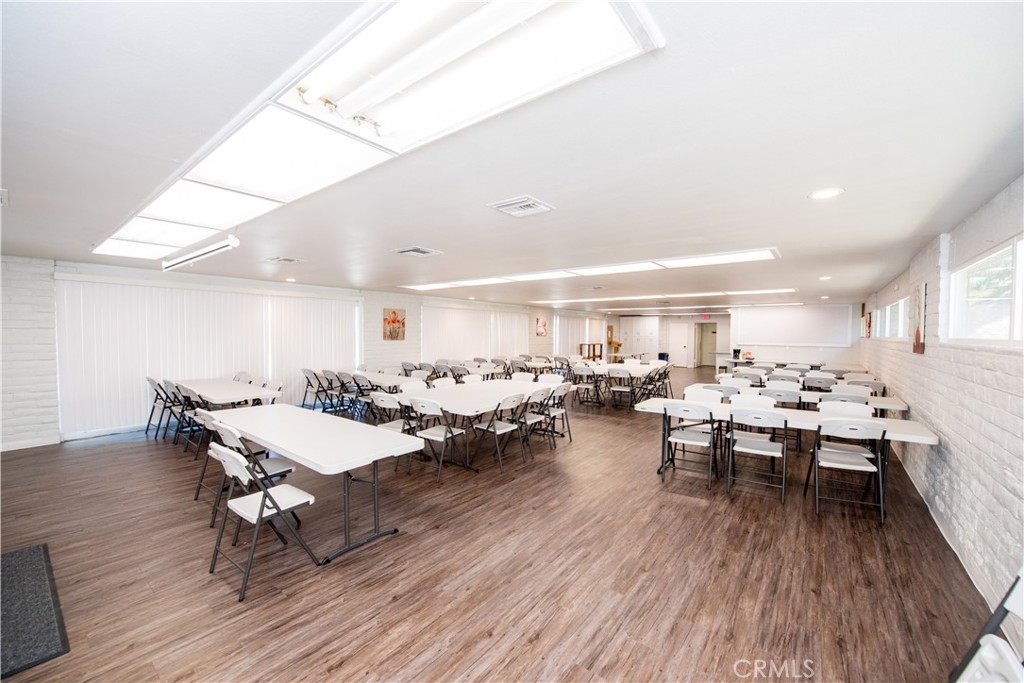 3500 Buchanan Street, Unit 162 Riverside, CA 92503 - Photo 38 of 54 Club House