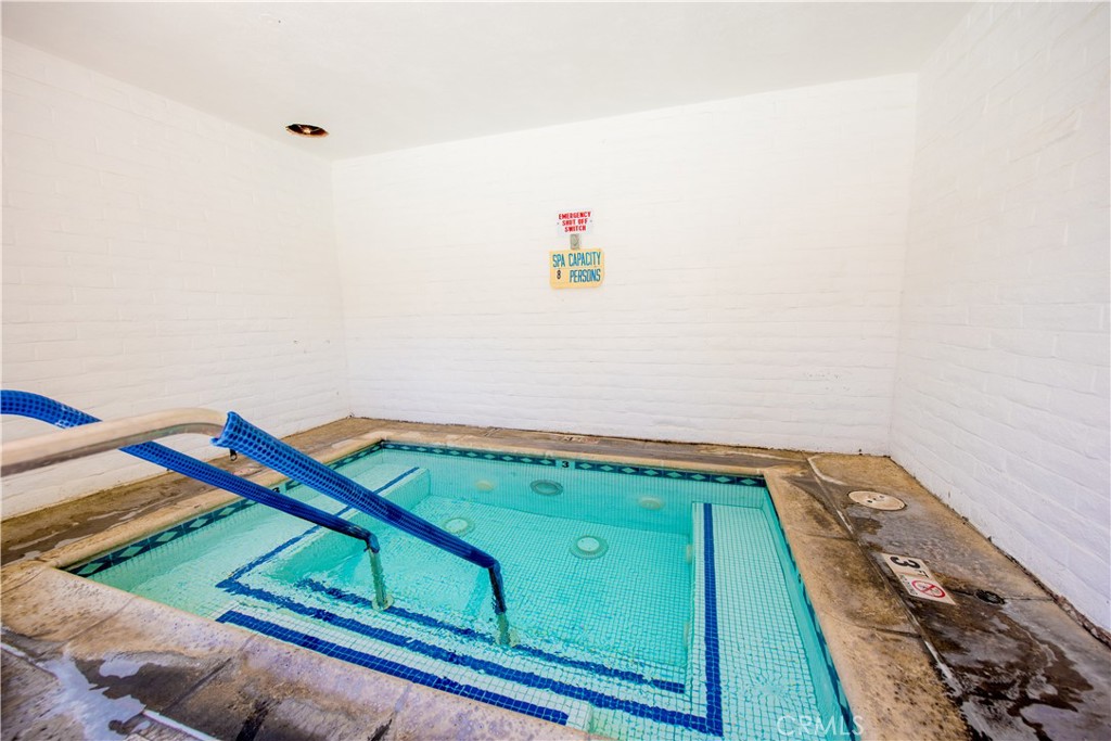 3500 Buchanan Street, Unit 162 Riverside, CA 92503 - Photo 40 of 54 Club House