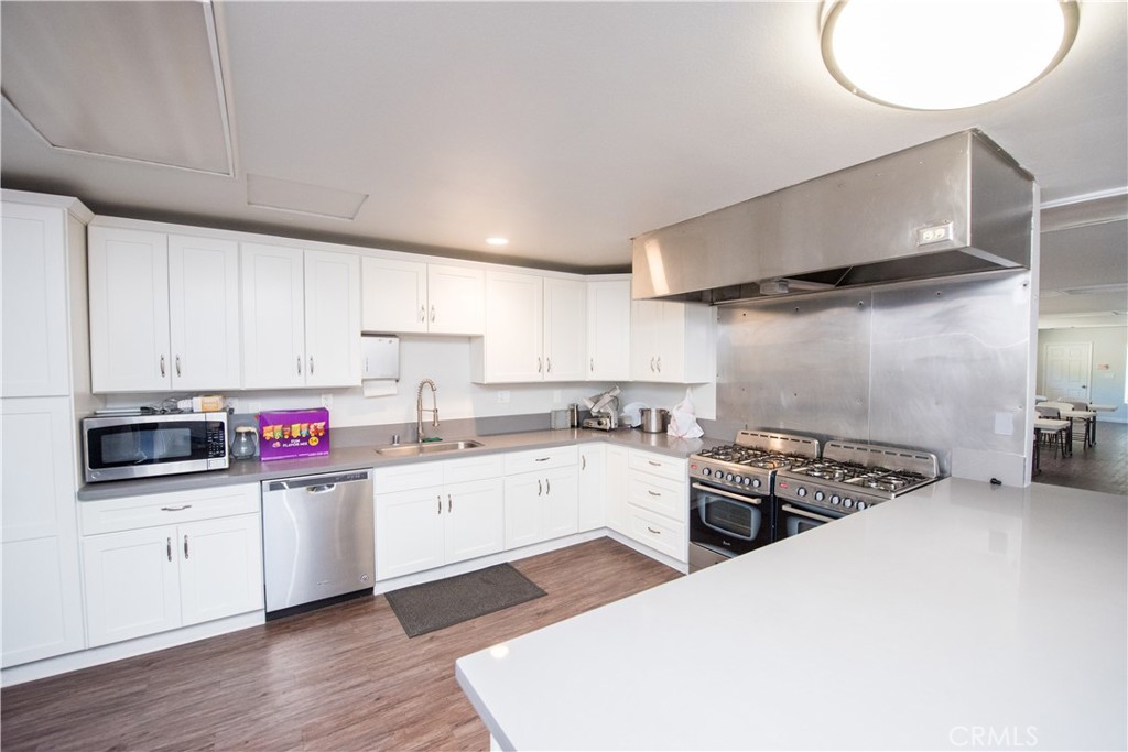 3500 Buchanan Street, Unit 162 Riverside, CA 92503 - Photo 43 of 54 Club House