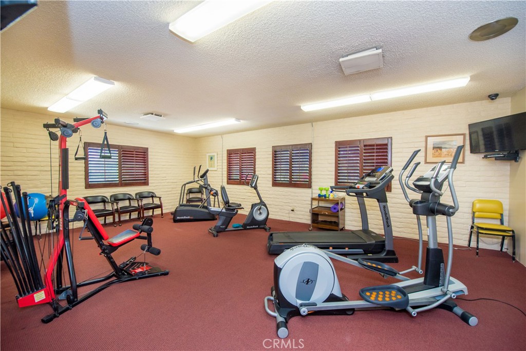 3500 Buchanan Street, Unit 162 Riverside, CA 92503 - Photo 48 of 54 Club House
