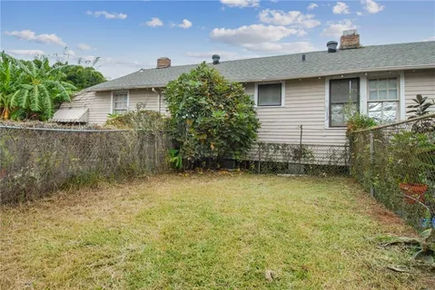 $1,055 | 630 Hagan Avenue, New Orleans, LA 70119
