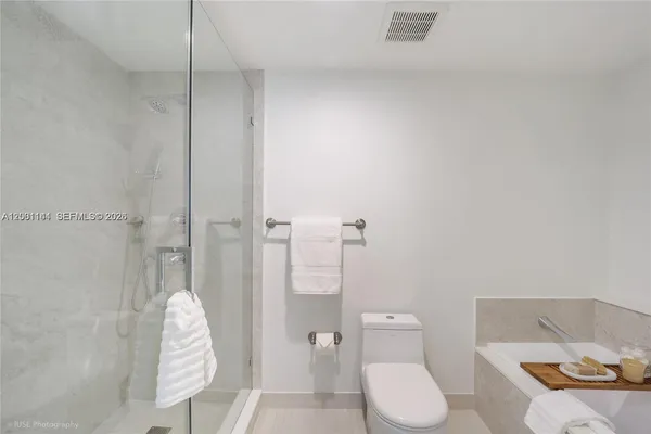 $3,500 | 488 Northeast 18th Street, Unit 505, Miami, FL 33132