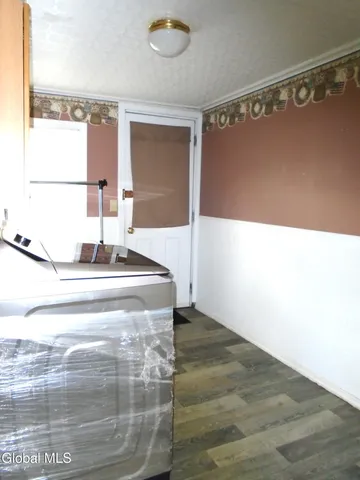 $215,000 | 342 Eleanor Street, Schenectady, NY 12306