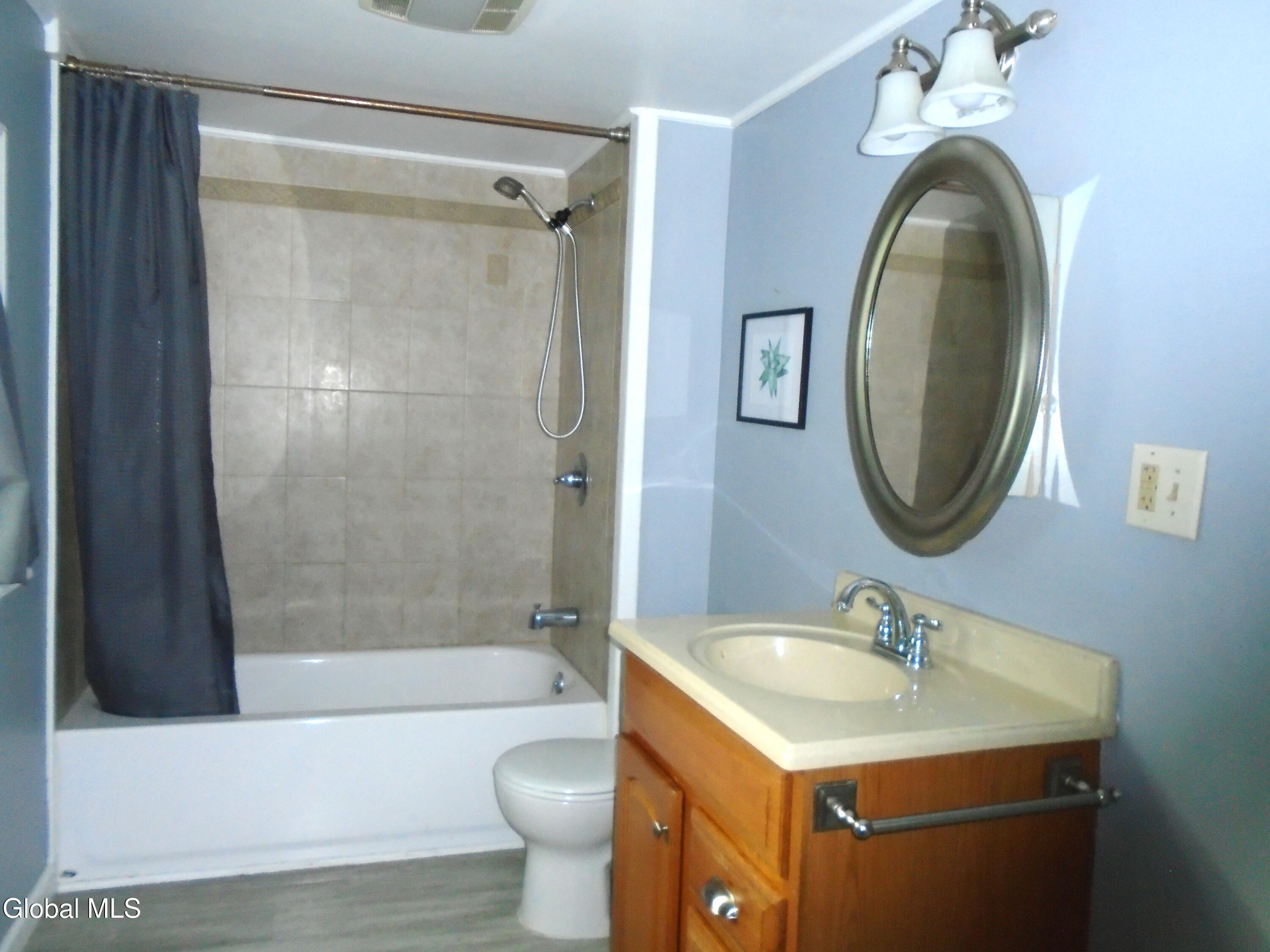 342 Eleanor Street Schenectady, NY 12306 - Photo 14 of 24 DSC03136