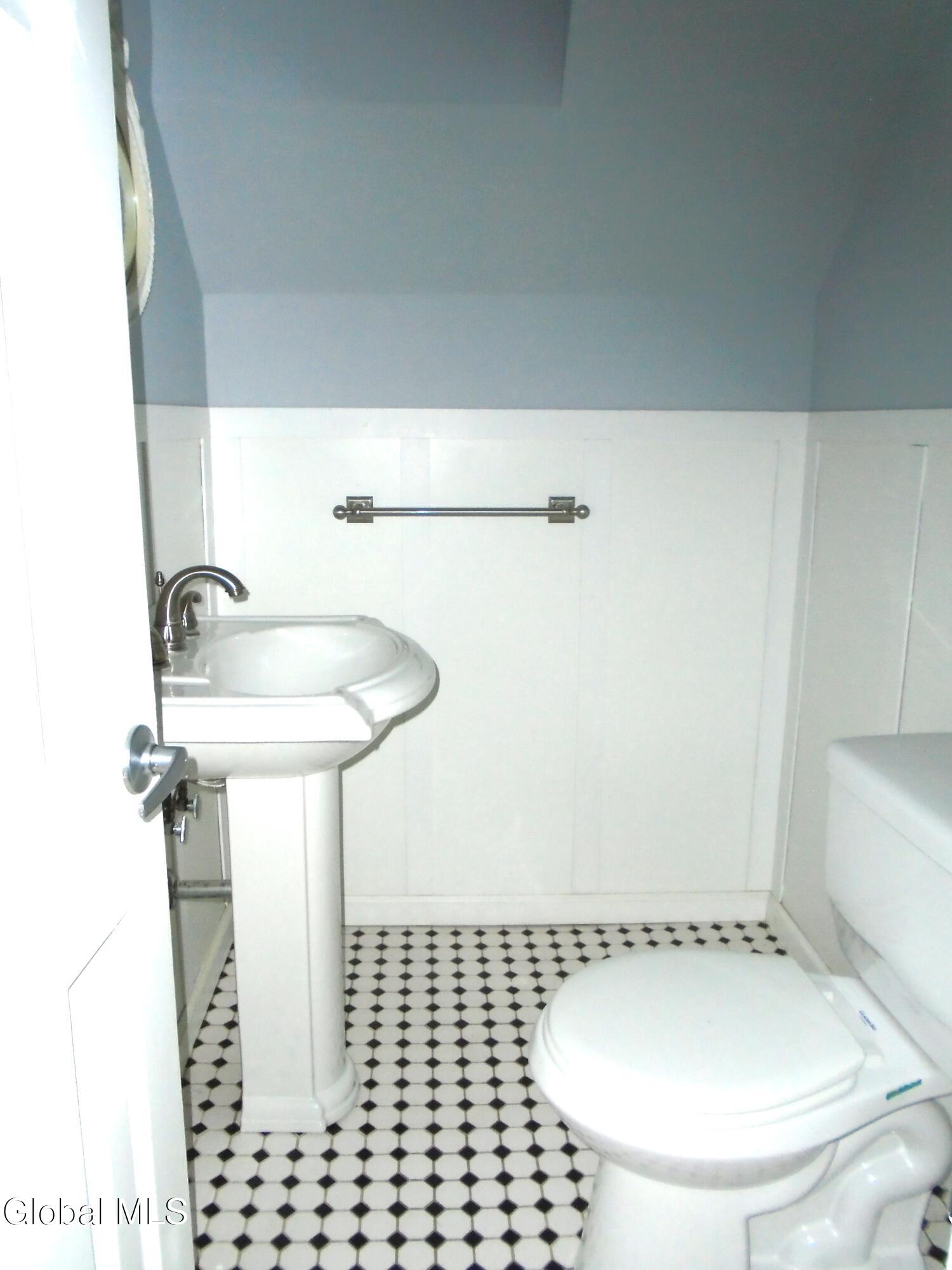 342 Eleanor Street Schenectady, NY 12306 - Photo 20 of 24 DSC03160