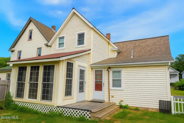 $215,000 | 342 Eleanor Street, Schenectady, NY 12306