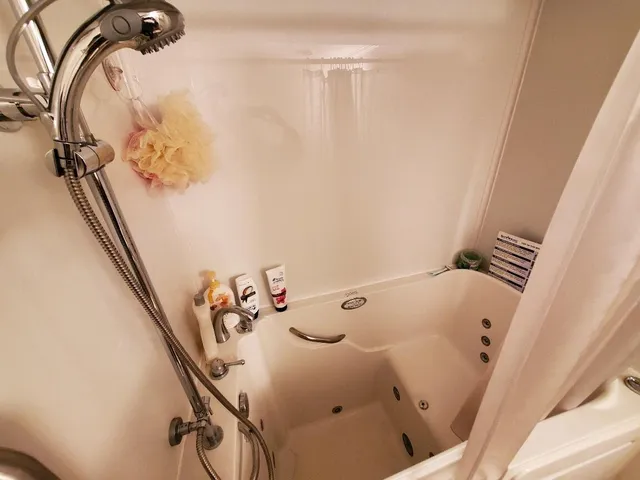 $950,000 | 259-265 Bowden Point Road, Prospect, ME 04981