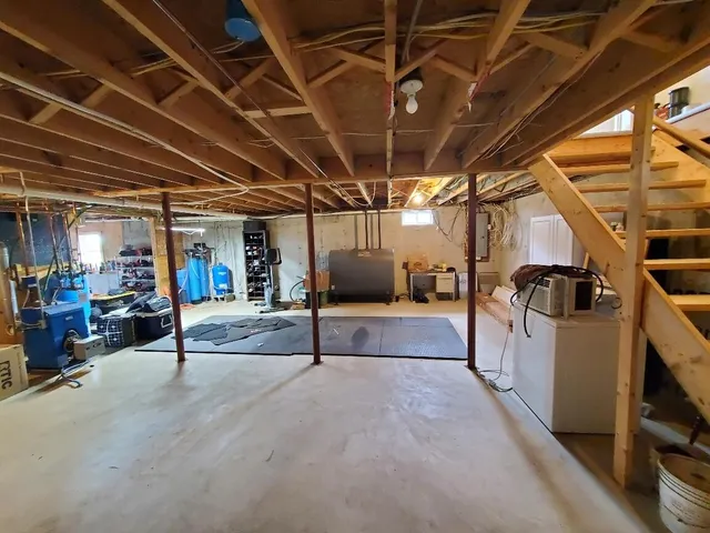 $950,000 | 259-265 Bowden Point Road, Prospect, ME 04981