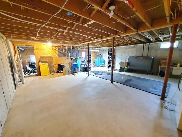 $950,000 | 259-265 Bowden Point Road, Prospect, ME 04981