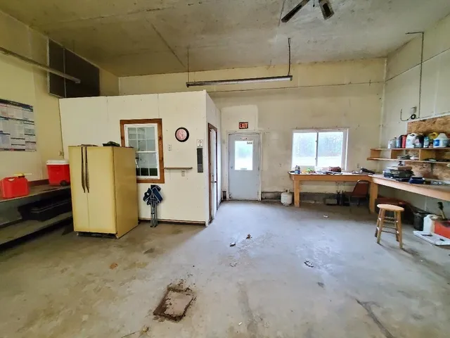 $950,000 | 259-265 Bowden Point Road, Prospect, ME 04981