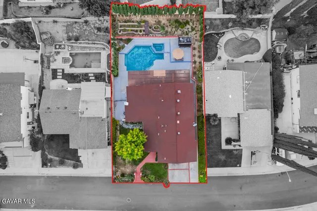 $899,000 | 23132 Posada Drive, Santa Clarita, CA 91354