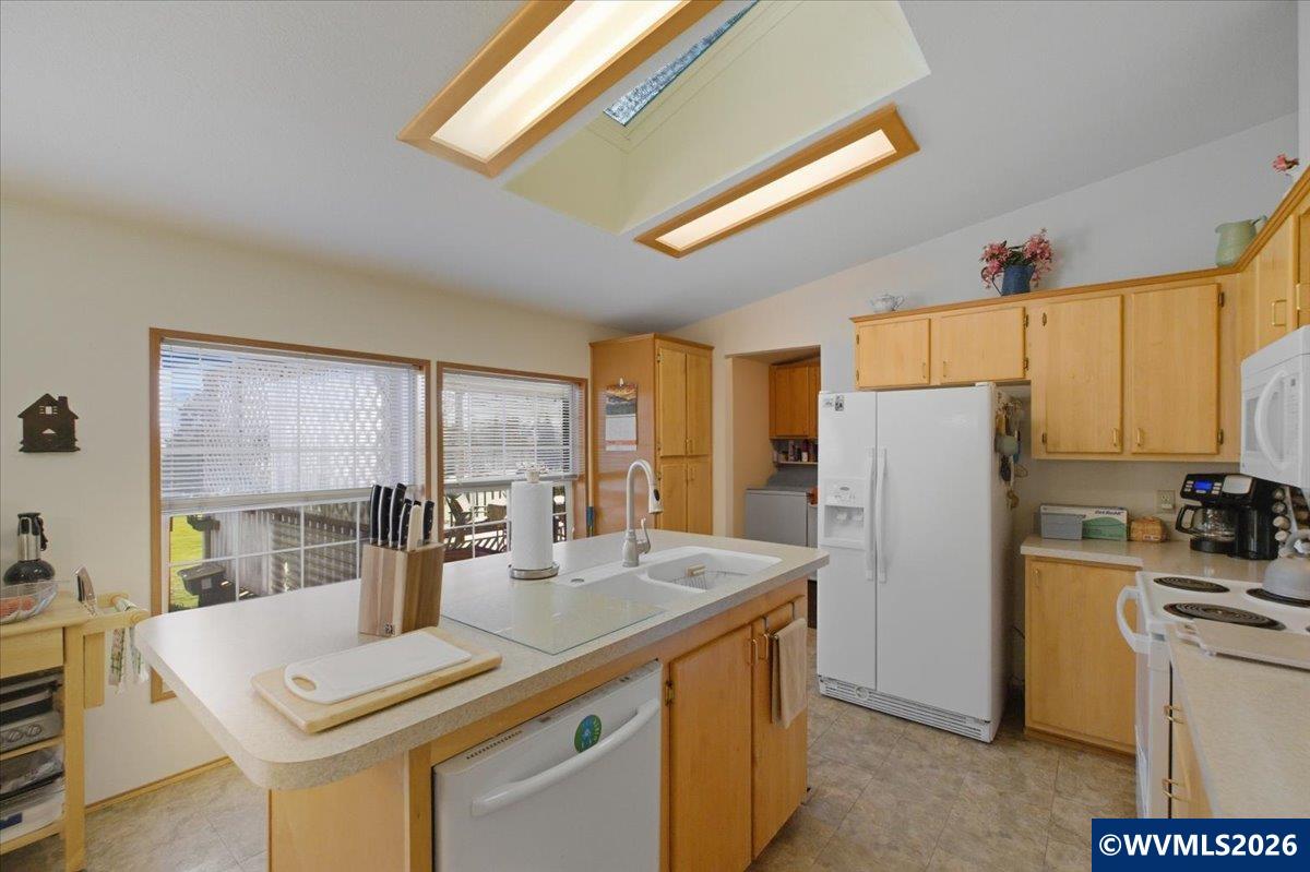 5446 Cutter Court Southeast Salem, OR 97317 - Photo 10 of 50