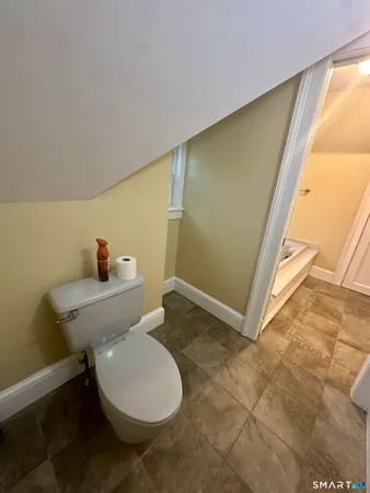 $2,800 | 134 Queen Street, Bristol, CT 06010