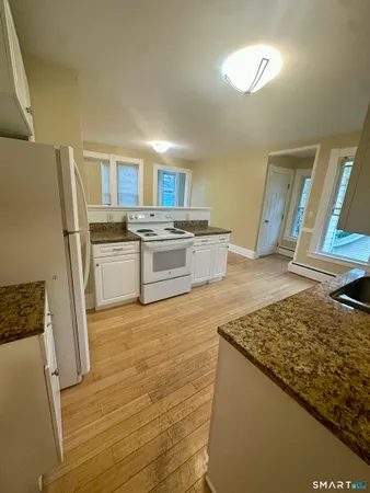 $2,800 | 134 Queen Street, Bristol, CT 06010