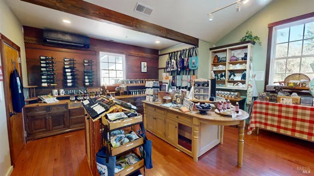 $1,249,000 | 380-378 Bohemian Highway, Sebastopol, CA 95472