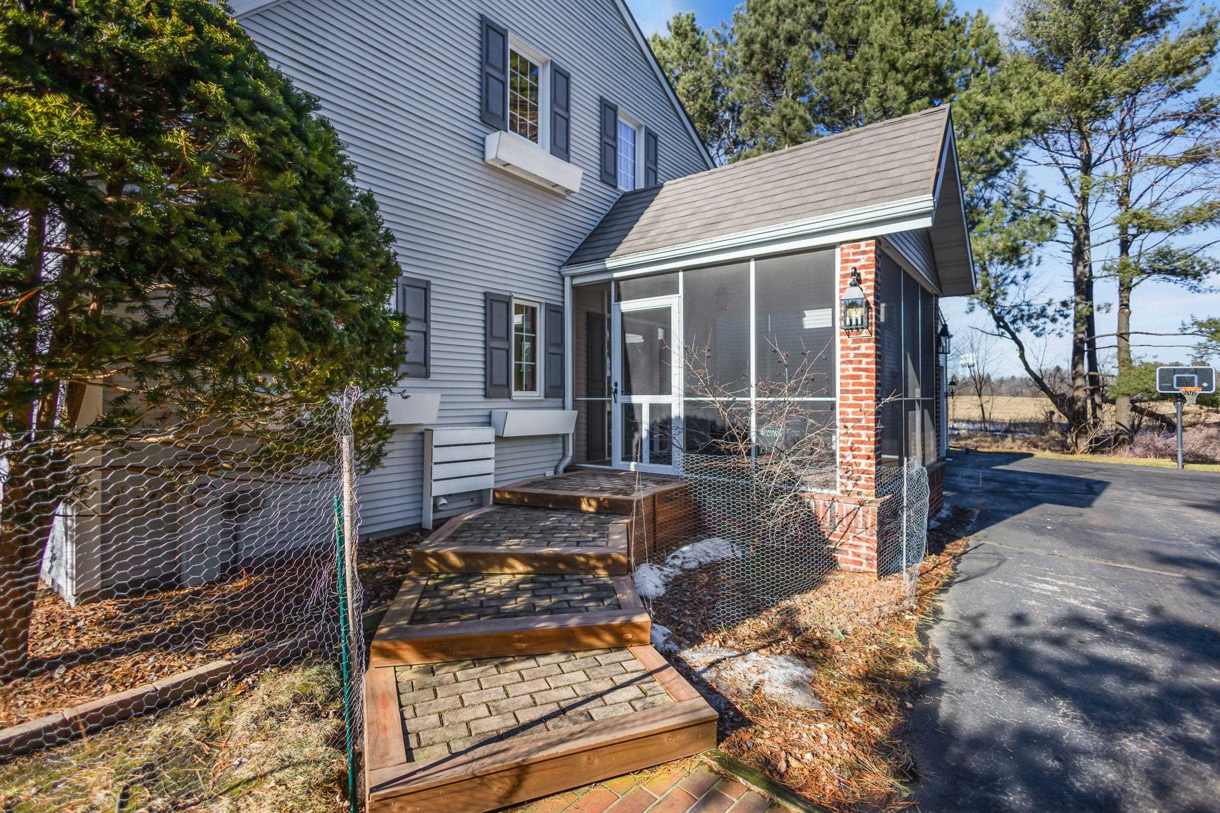 N7929 Doty Drive Ripon, WI 54971 - Photo 7 of 90