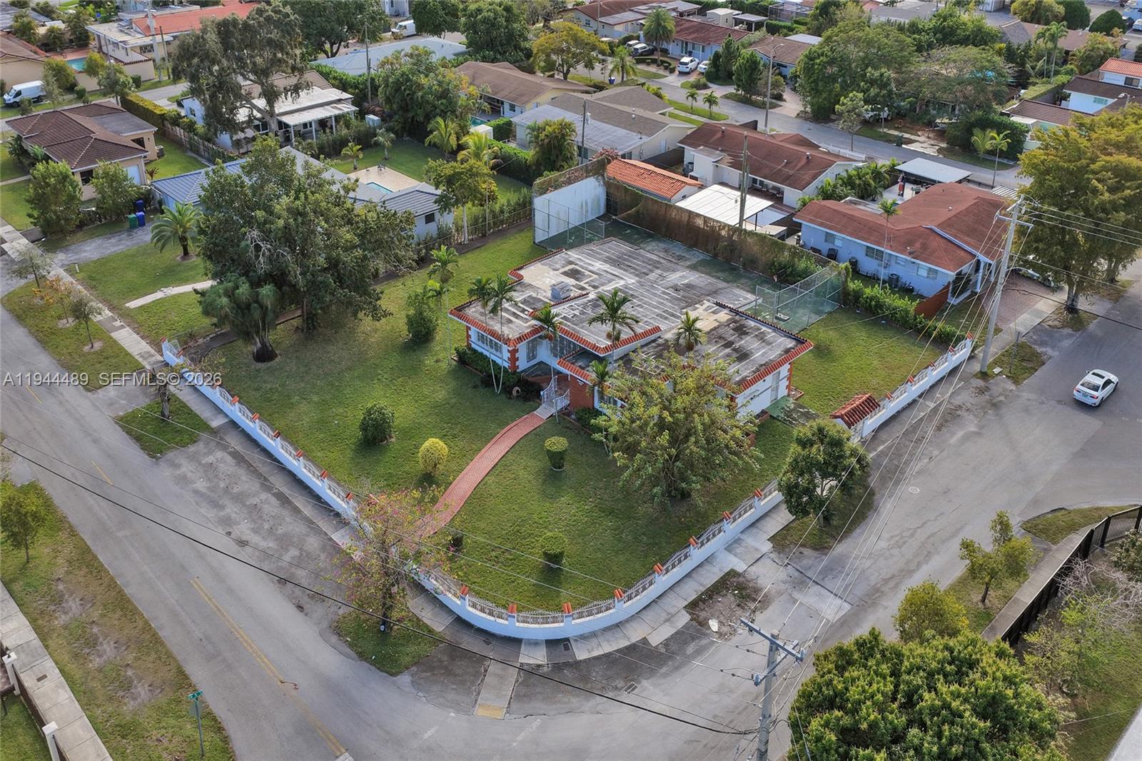 500 Southwest 39th Court Miami, FL 33134 - Photo 13 of 40 Photo 13