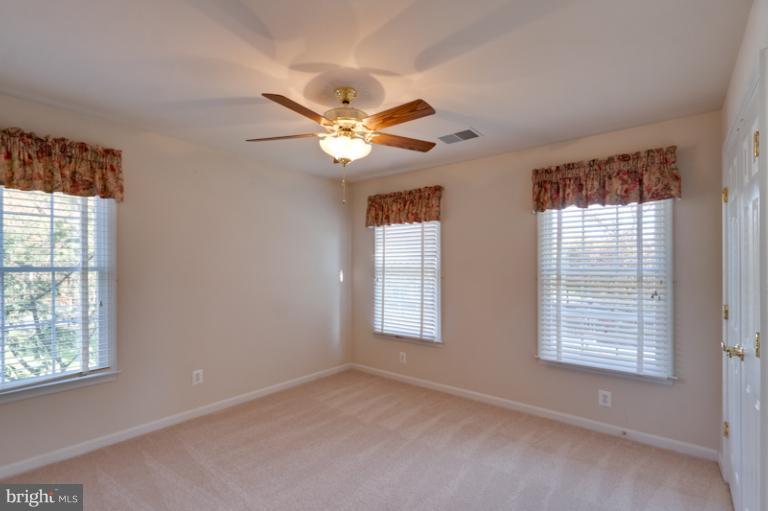 413 Court House Road Southwest Vienna, VA 22180 - Photo 17 of 30 Bedroom