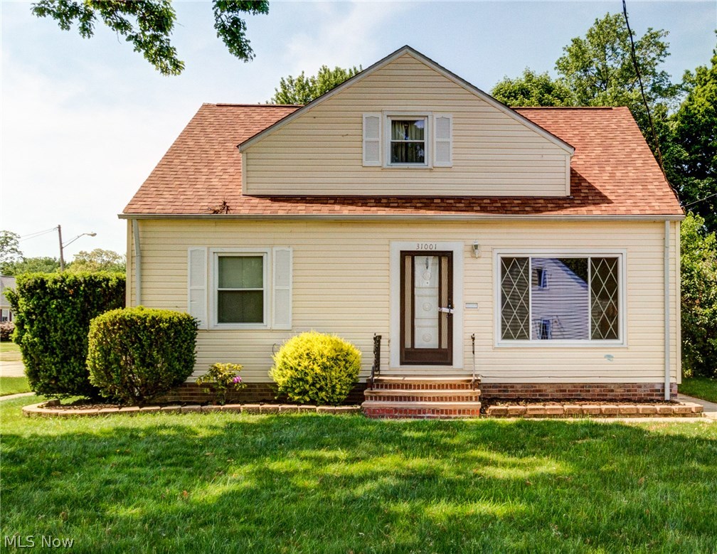 31001 Wellner Road Willowick, OH 44095 - Photo 2 of 29