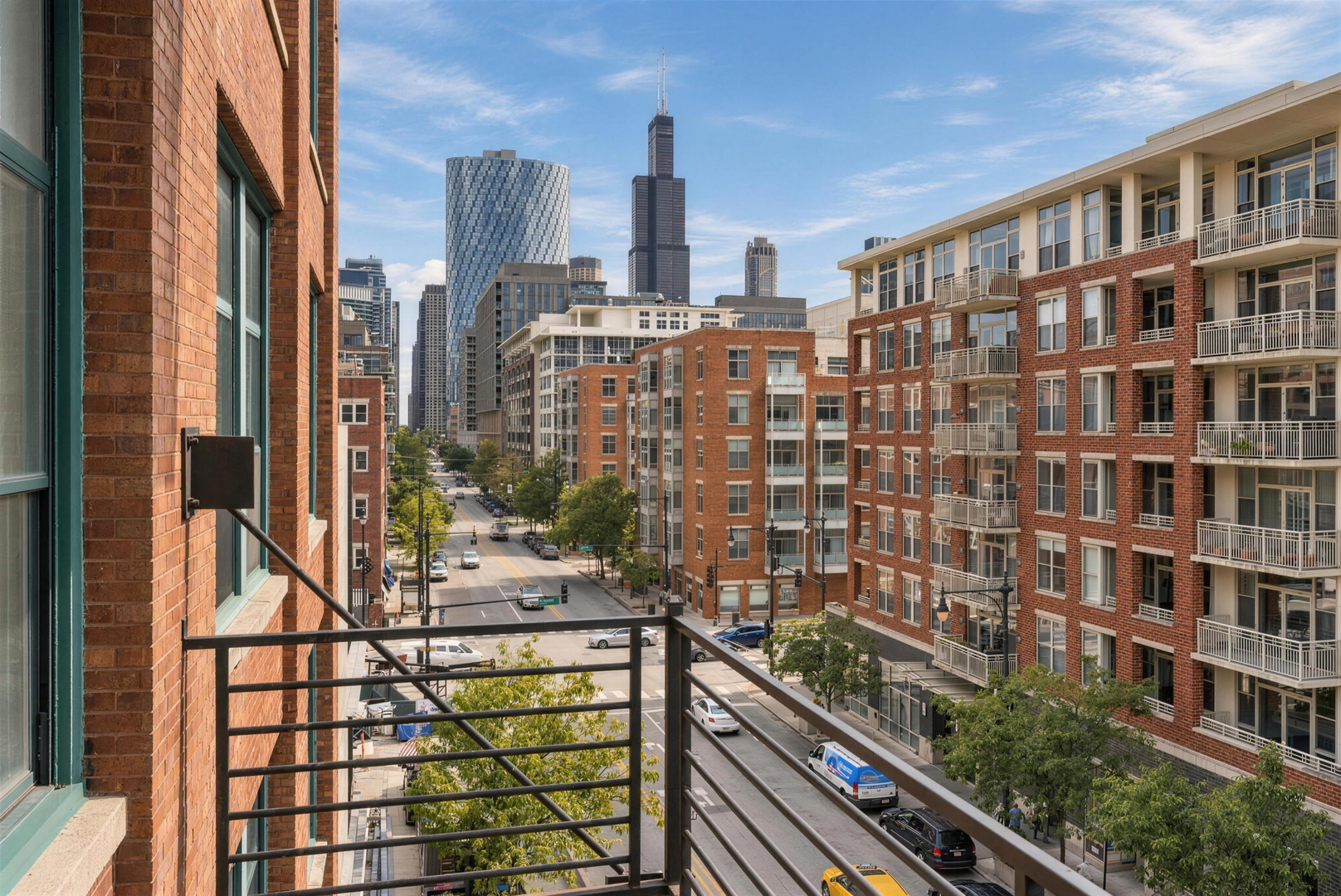 1016 West Madison Street, Unit 4S Chicago, IL 60607 - Photo 2 of 27 Gallery Image 2