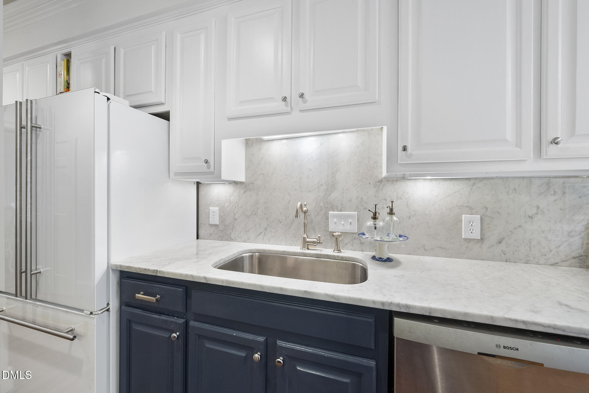 3303 Ridgecrest Court Raleigh, NC 27607 - Photo 9 of 42 DSC05193